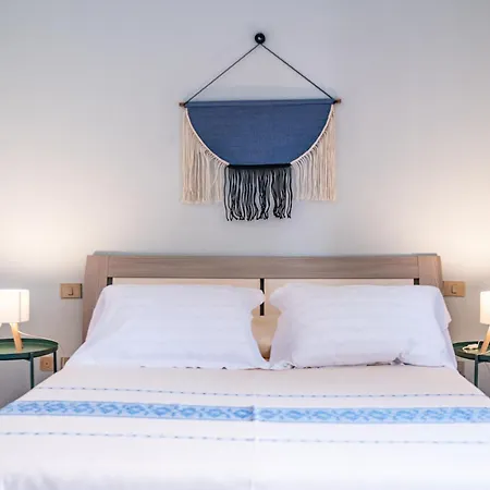 House Levante 28 1 プーラ