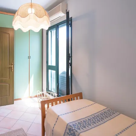 House Levante 28 1 *