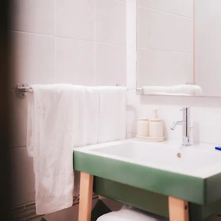 House Levante 28 1 プーラ