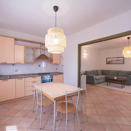 House Levante 28 1 *